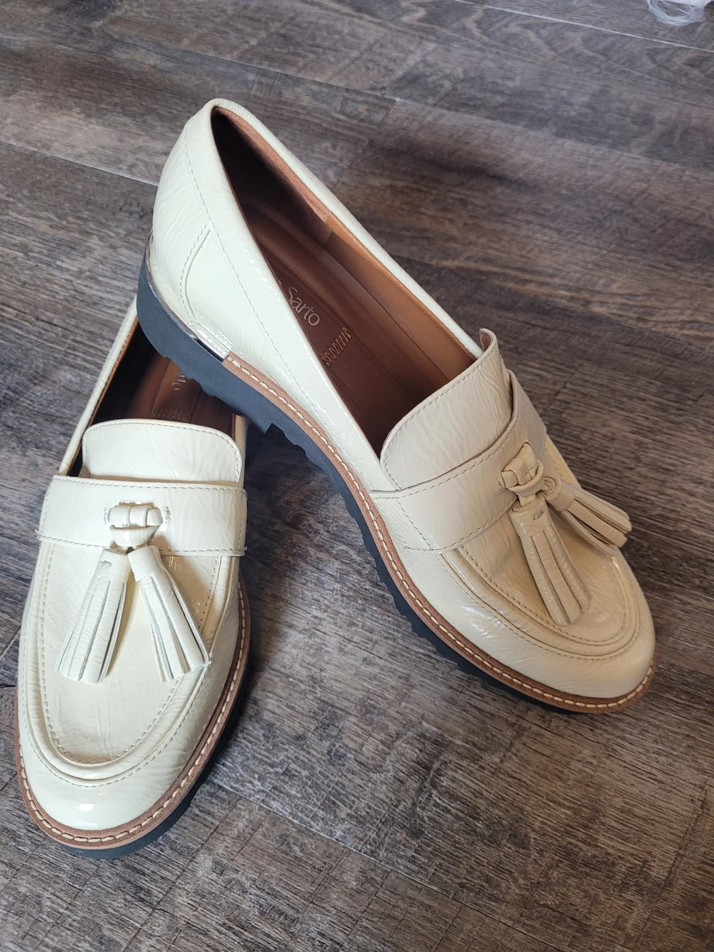 Cream Patent Leather Franco Sarto Tassel Loafers Size 7 Preppy Workwear